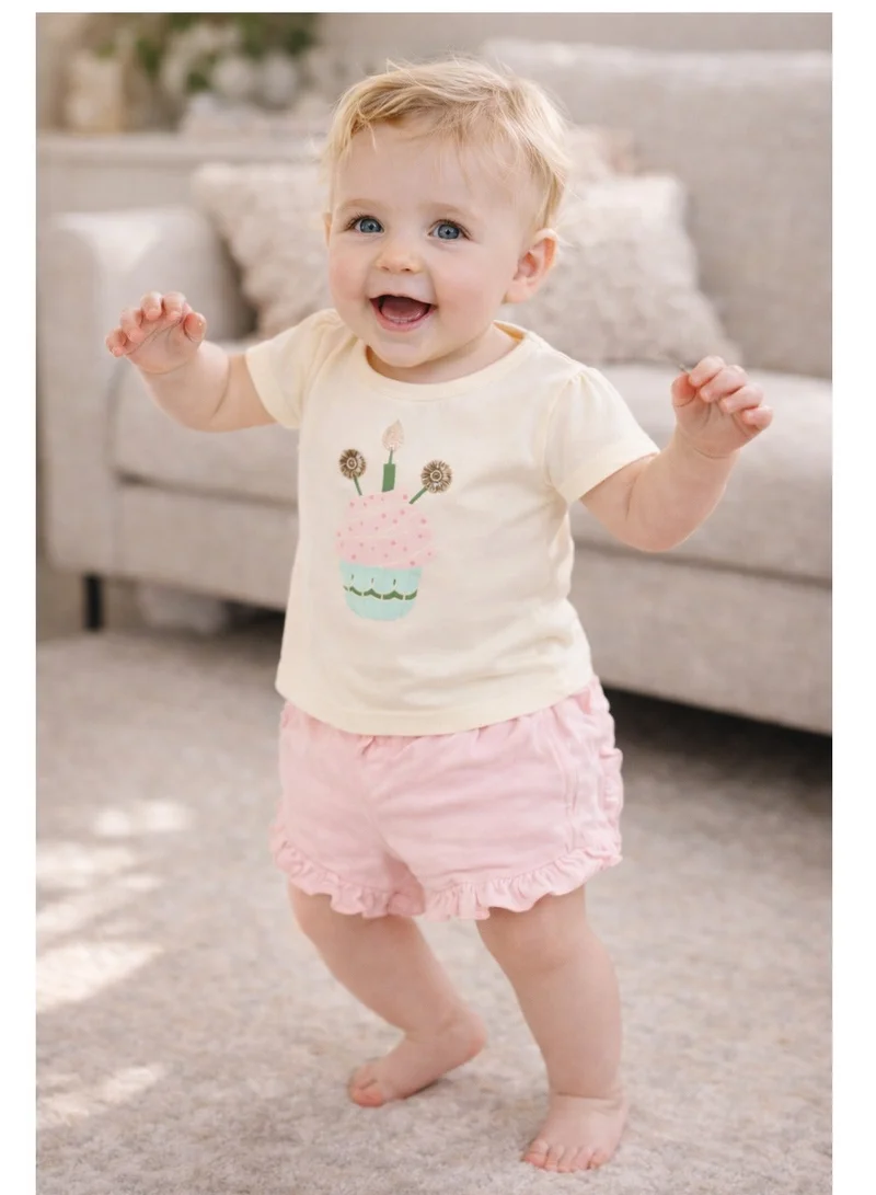 ديركجي طقم بناتي قطعتين بلوزة مكشكشة وشورت من قماش الوافل بنقشة المرج المشمس